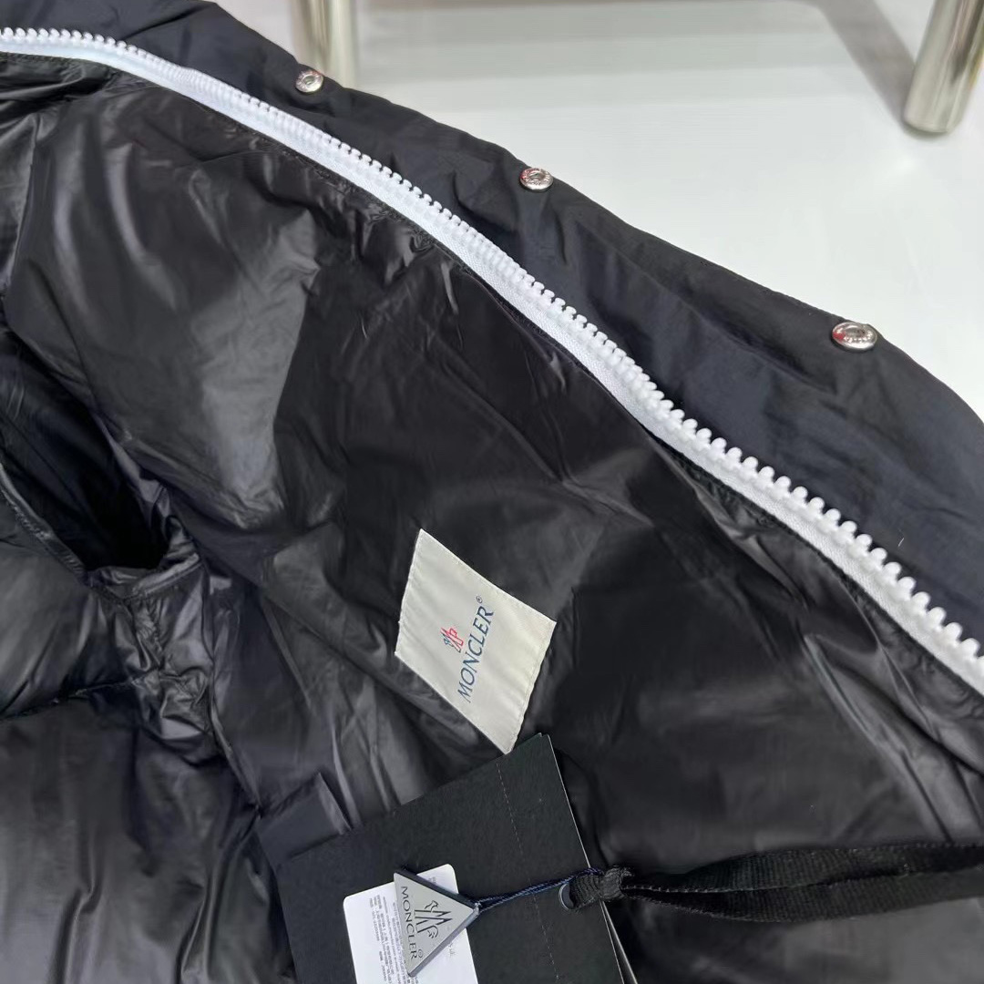 Moncler Wintefold Short Down Jacket - PerfectKickZ
