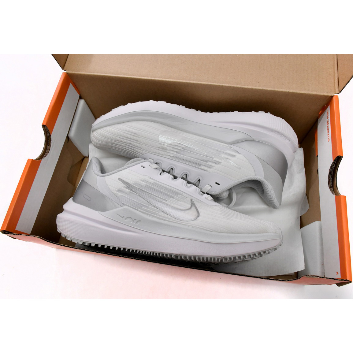 Nike Air Winflo 9 White Metallic Silver Sneaker   DD8686-100 - PerfectKickZ
