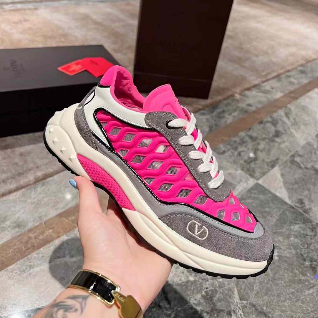 Valenti  Ready Go Runner Sneaker In Fabric And Leather - PerfectKickZ