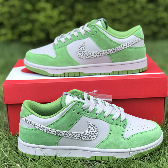 Nike Dunk Low “Safari Swoosh” Sneakers      DR0156-300  - 