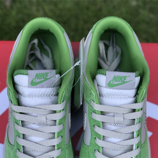 Nike Dunk Low “Safari Swoosh” Sneakers      DR0156-300  - 
