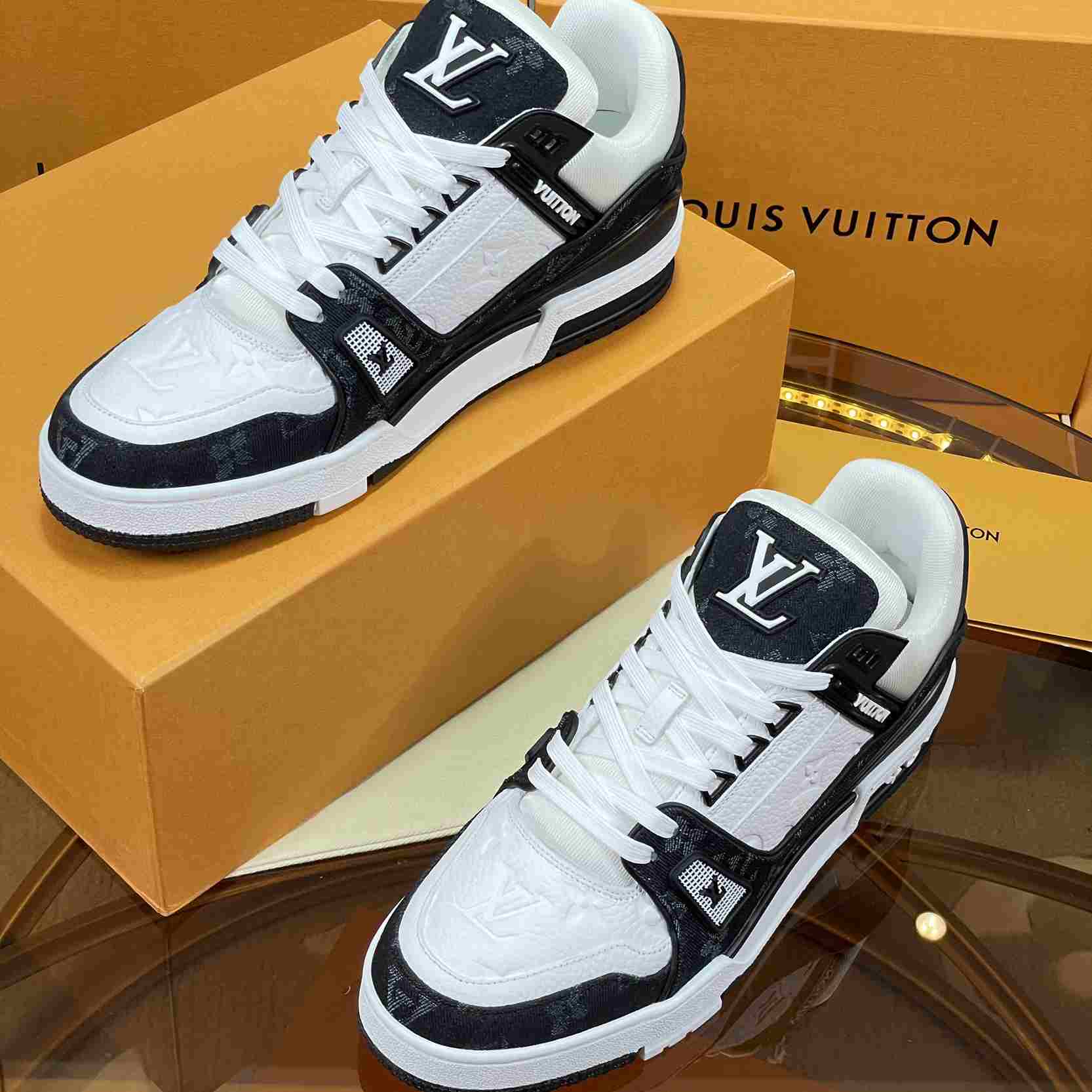 Louis Vuitton LV Trainer Sneaker       1A9JGB - PerfectKickZ