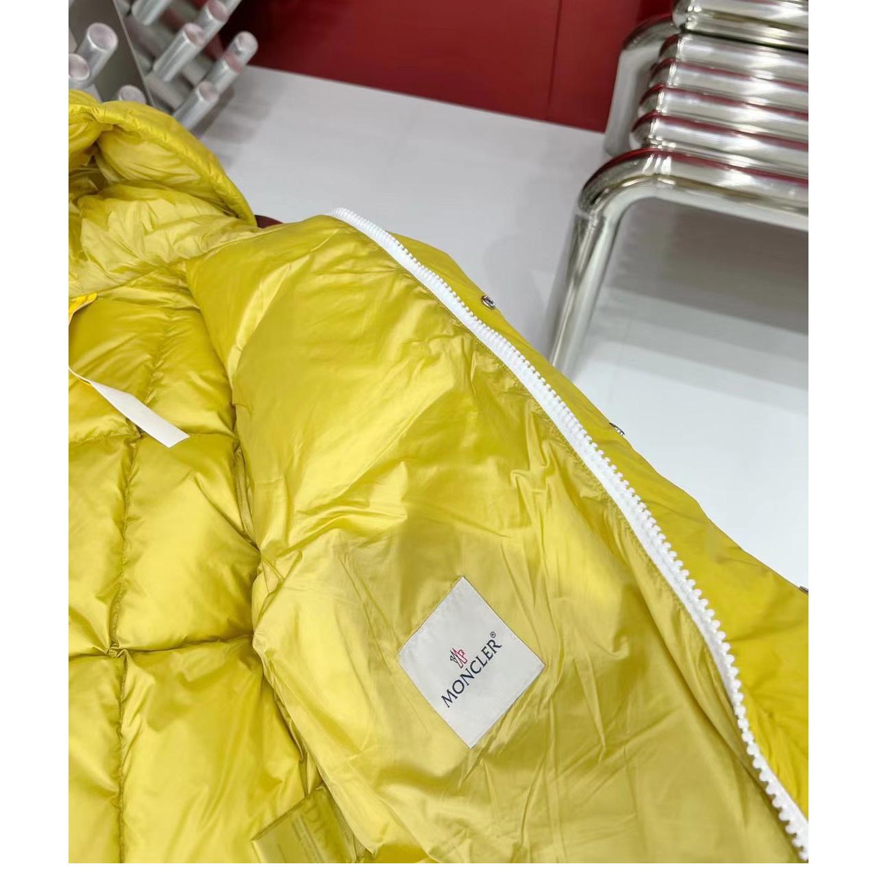 Moncler Wintefold Short Down Jacket - PerfectKickZ