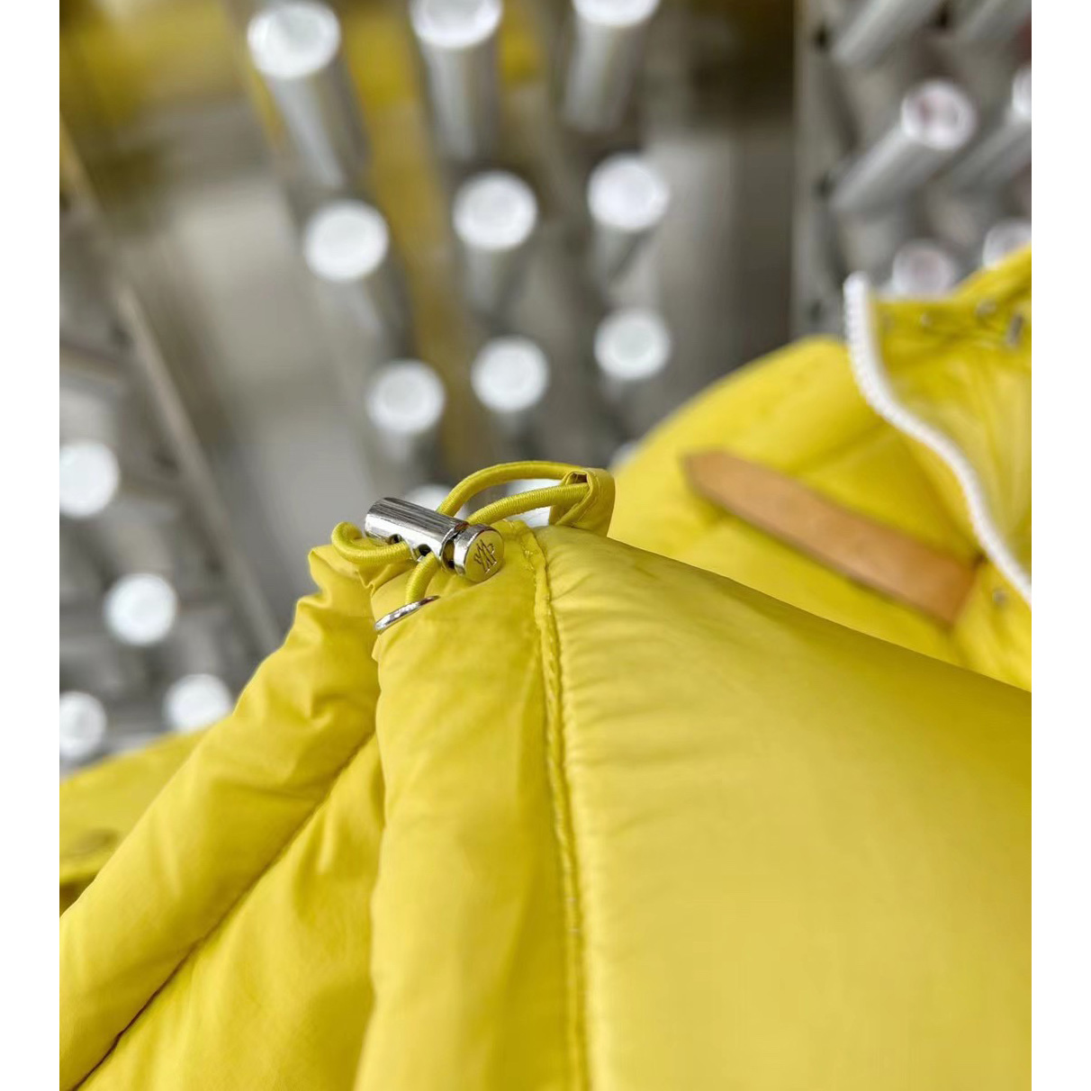 Moncler Wintefold Short Down Jacket - 