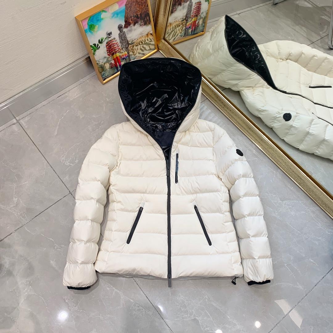 Moncler Herbe Short Down Jacket - PerfectKickZ