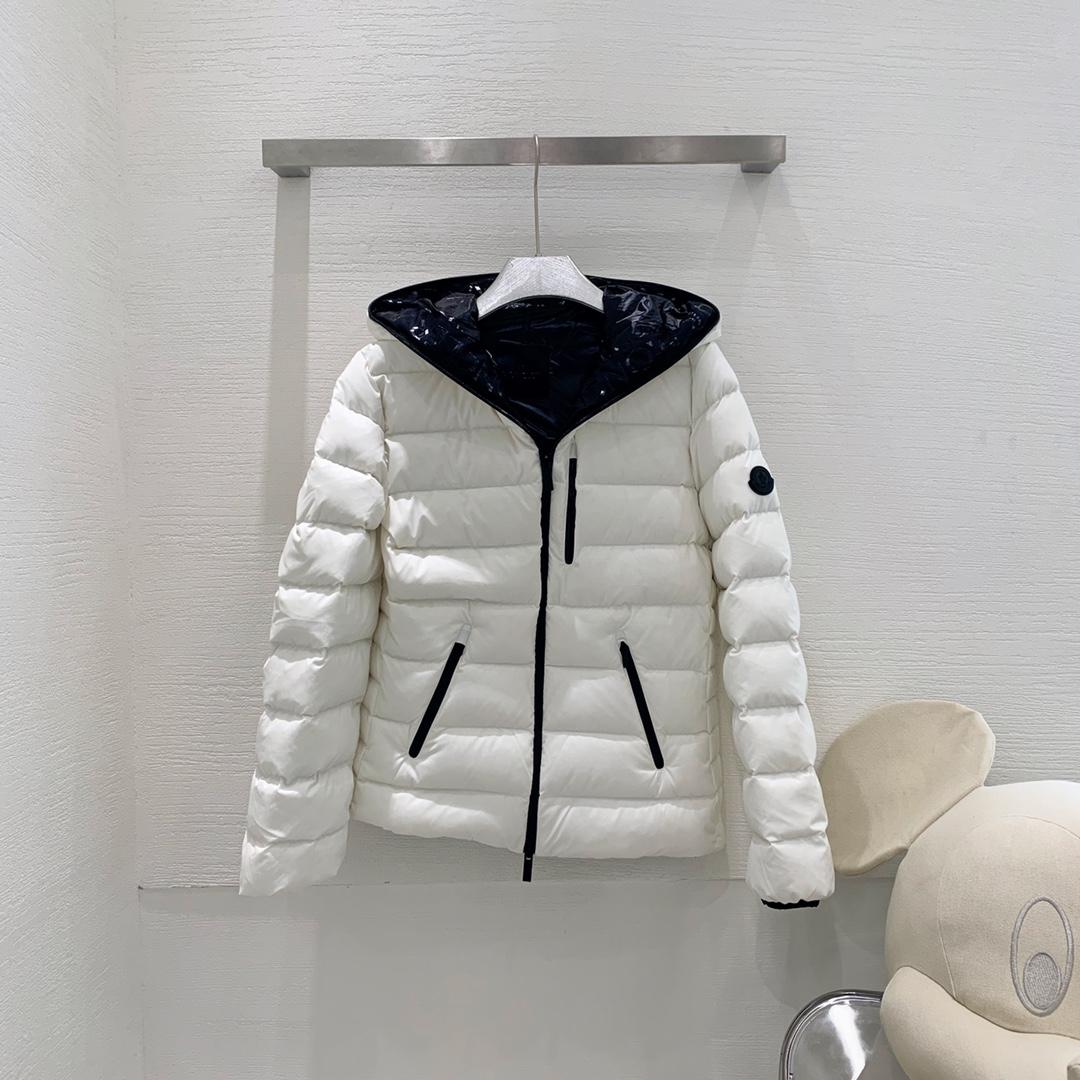 Moncler Herbe Short Down Jacket - PerfectKickZ