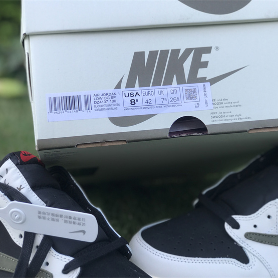 Travis Scott x Air Jordan 1 Low WMNS Sneaker   DZ4137-106 - PerfectKickZ