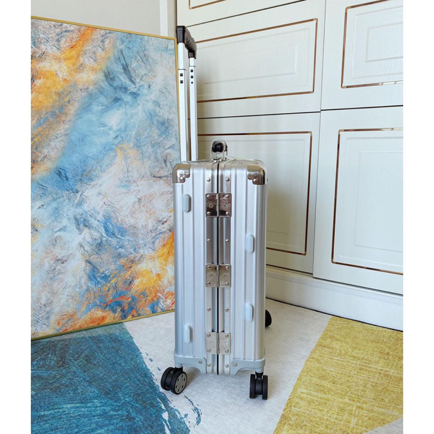 Rimowa check-In M Luggage - PerfectKickZ