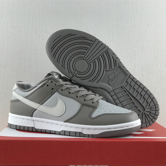 Nike SB Dunk Low"Reverse Panda"Sneaker     FD0792-001 - PerfectKickZ