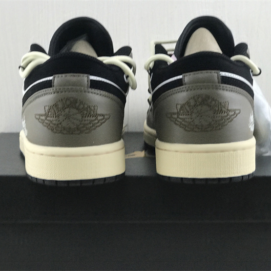 Air Jordan 1 Low Sneaker   553558-062 - PerfectKickZ