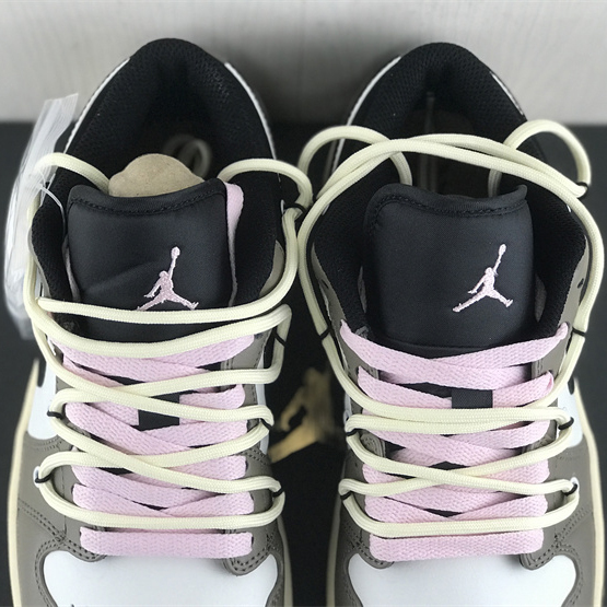 Air Jordan 1 Low Sneaker   553558-062 - PerfectKickZ