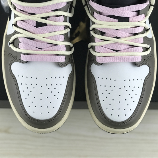 Air Jordan 1 Low Sneaker   553558-062 - PerfectKickZ