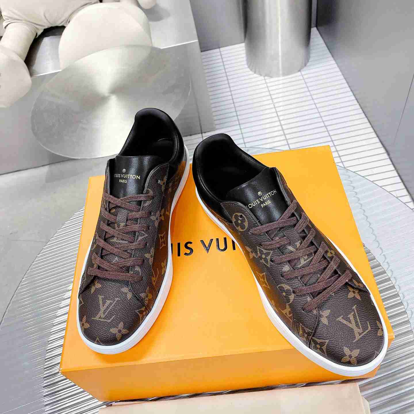 Louis Vuitton Luxembourg Samothrace Sneakers     1A4PAF - PerfectKickZ