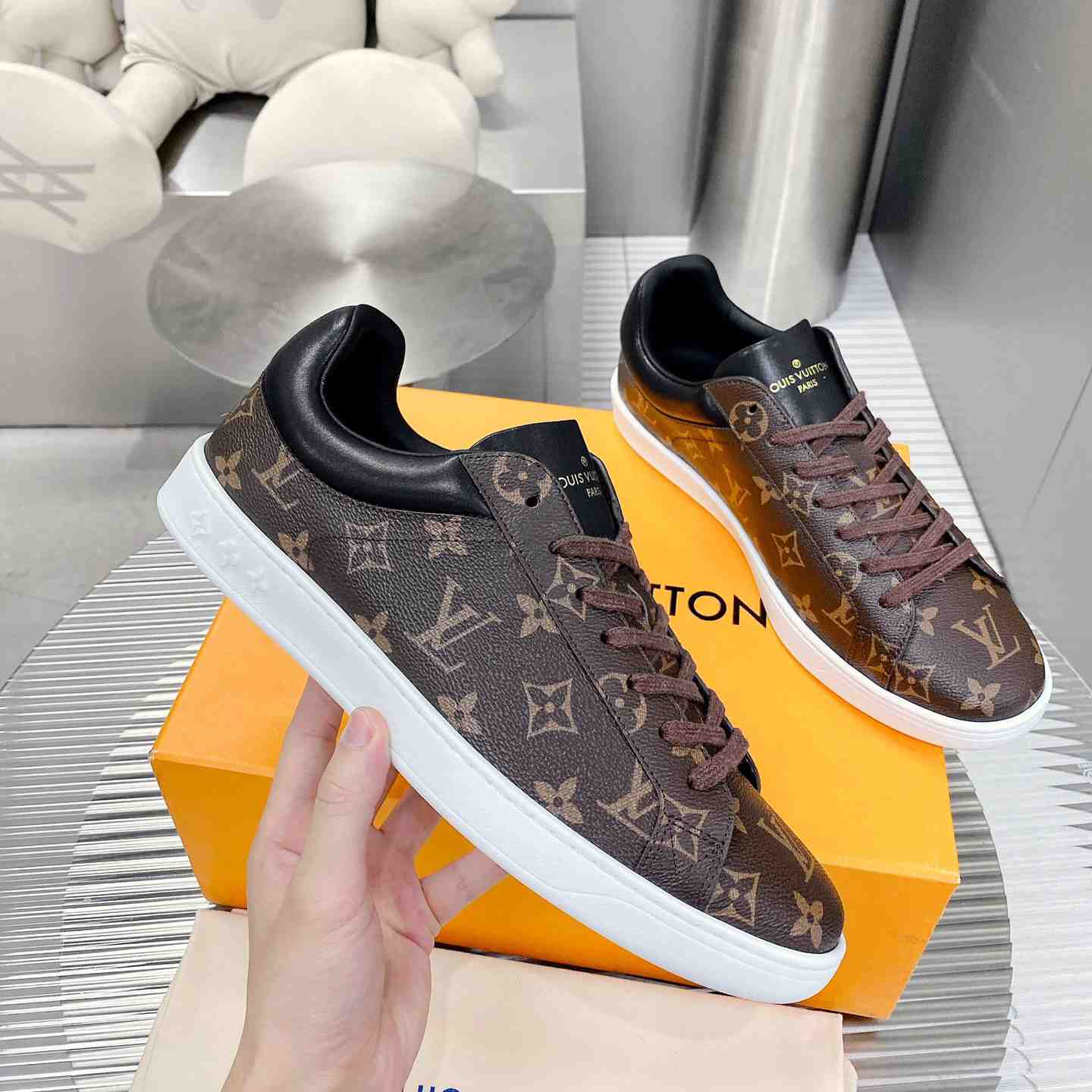 Louis Vuitton Luxembourg Samothrace Sneakers     1A4PAF - PerfectKickZ