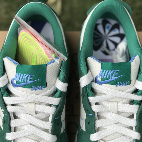 Nike Dunk Low Disrupt 2 “Green Snake” Sneaker     DV3206-001 - PerfectKickZ