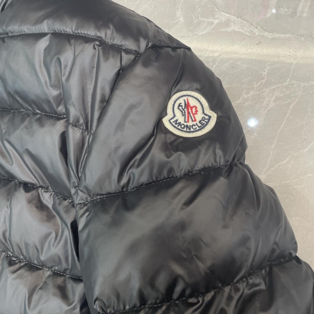 Moncler Long-Sleeve Padded Coat - PerfectKickZ