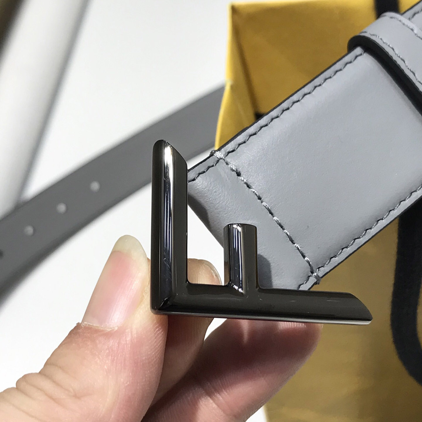 Fendi Pale Gray Leather Belt - PerfectKickZ