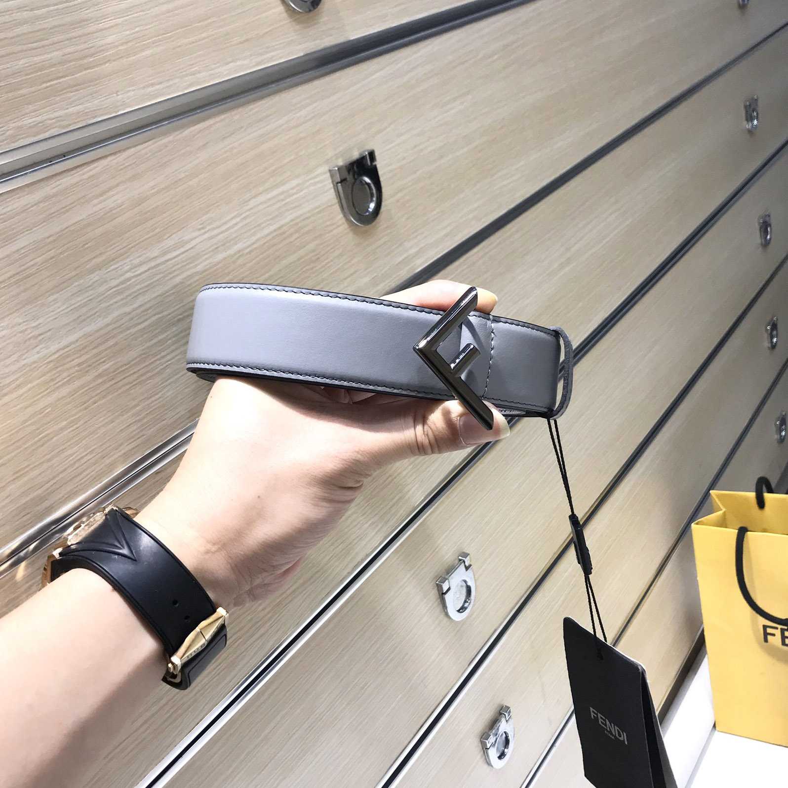 Fendi Pale Gray Leather Belt - PerfectKickZ