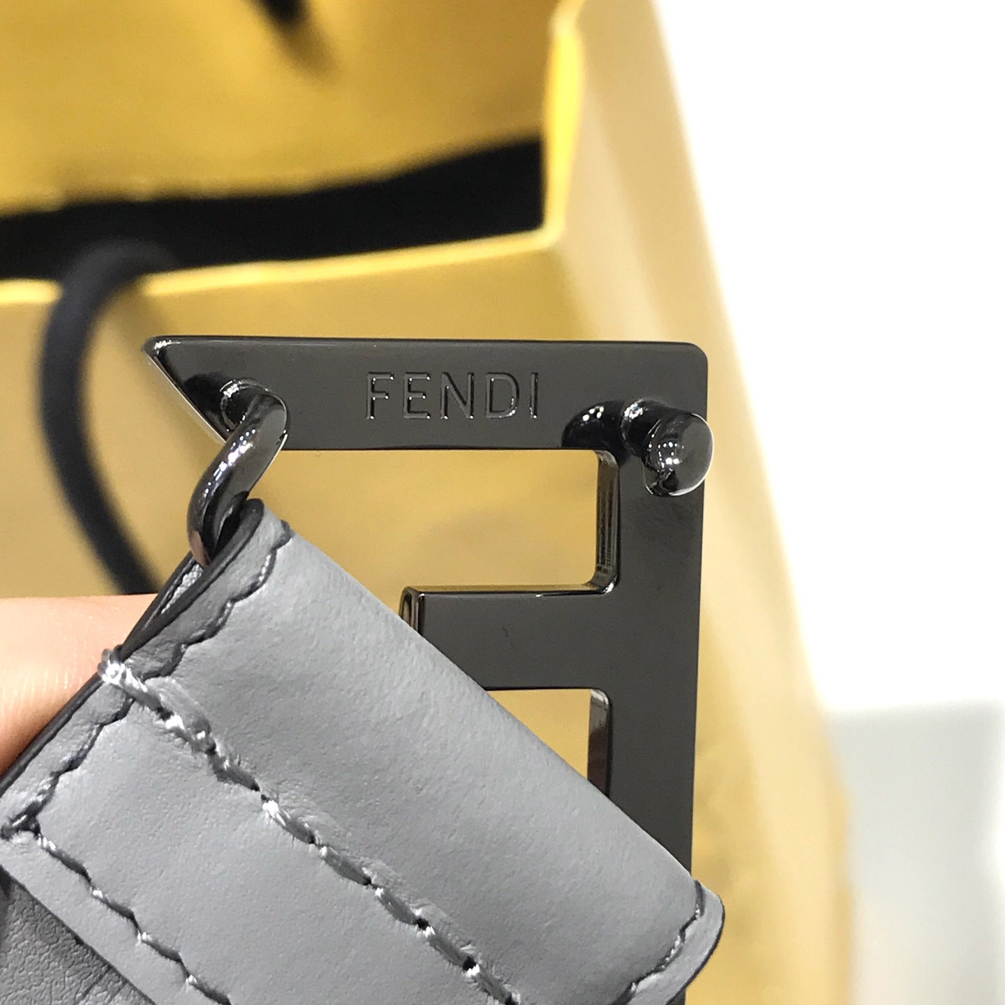 Fendi Pale Gray Leather Belt - PerfectKickZ