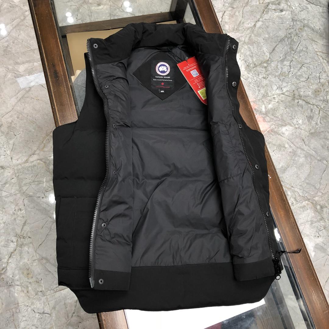 Canada Goose Freestyle Crew Vest - PerfectKickZ