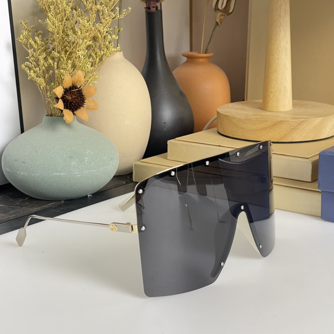 Gucci Mask-Shaped Sunglasses     GG1244 - PerfectKickZ