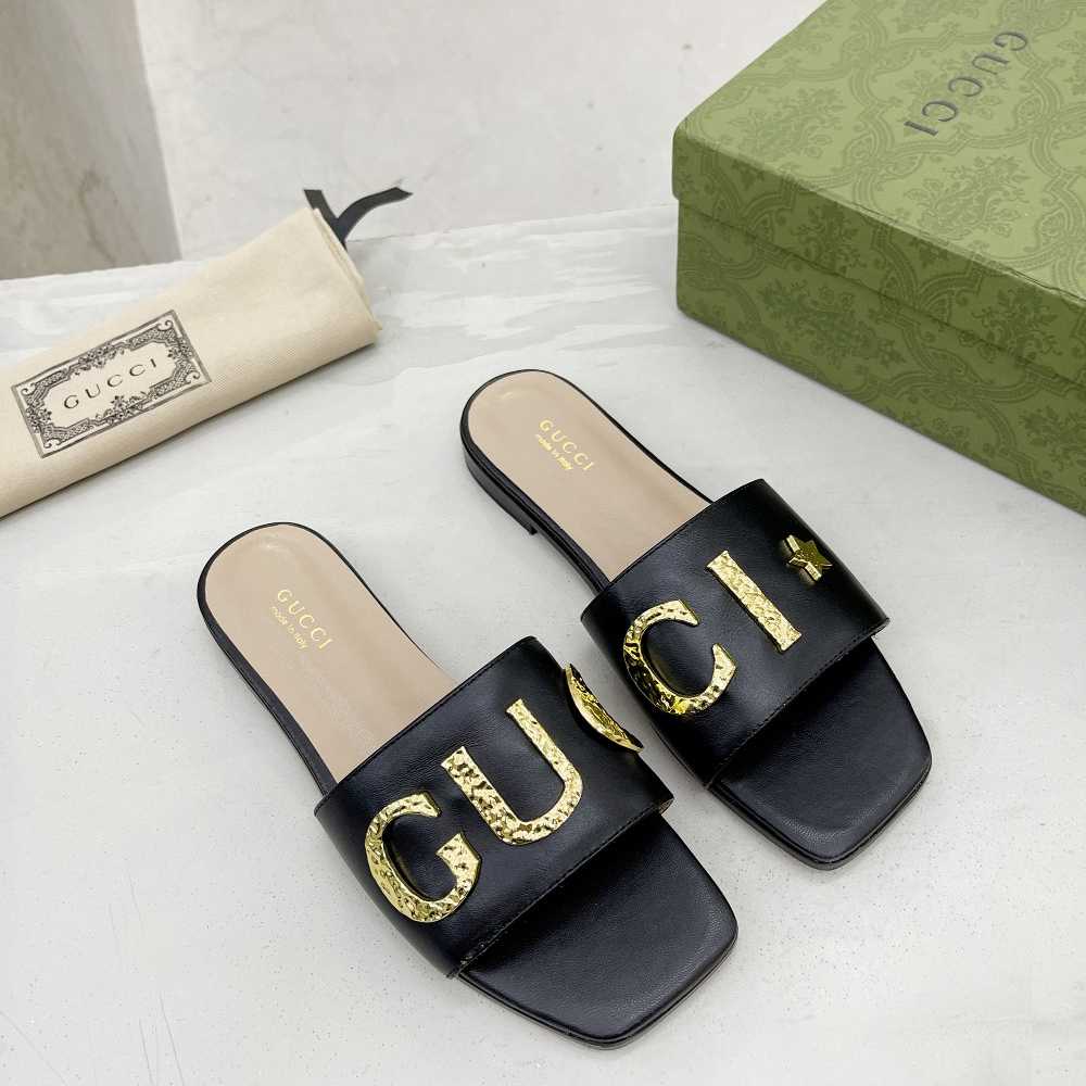 Gucci Women's 'Gucci' Slide Sandal - PerfectKickZ