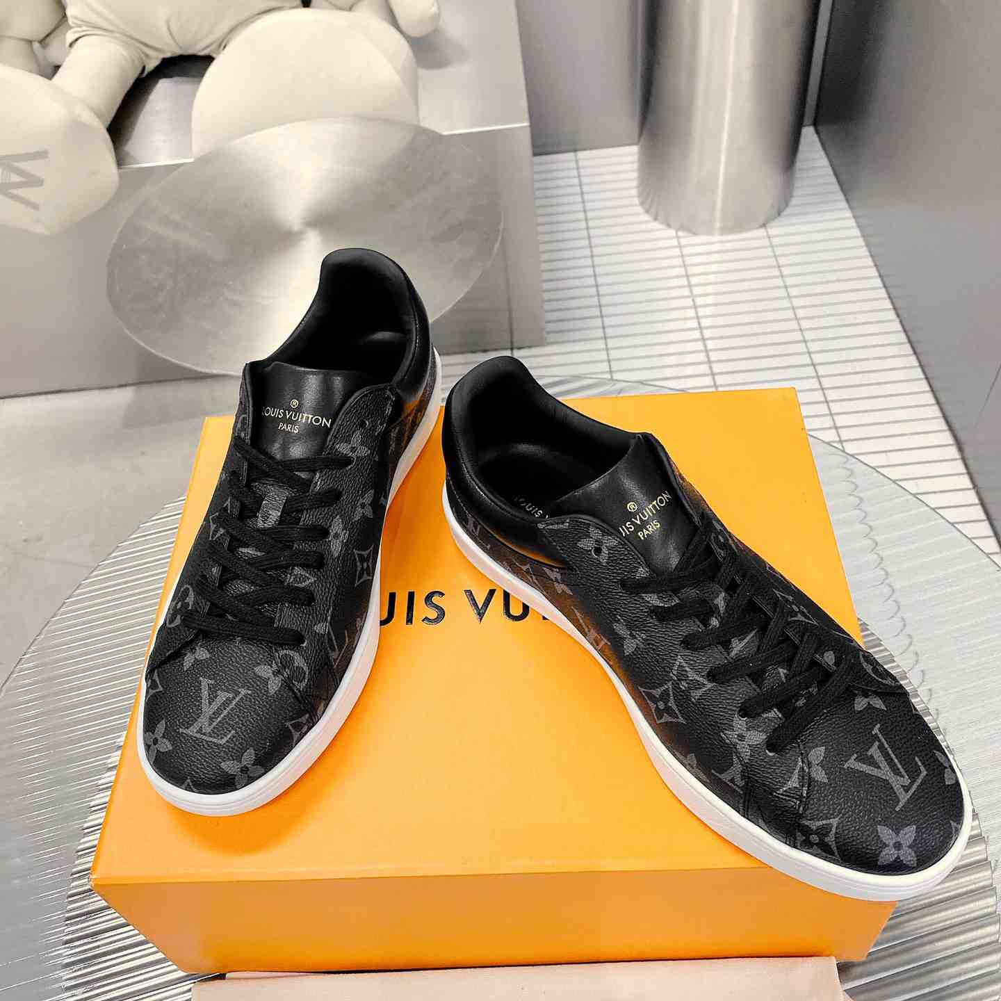 Louis Vuitton Luxembourg Samothrace Sneakers     1A4PAT - PerfectKickZ
