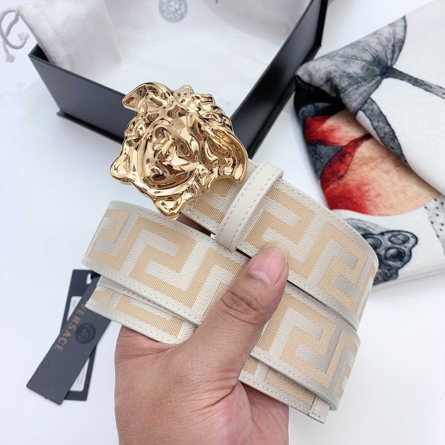 Versace Le Medusa Belt - PerfectKickZ