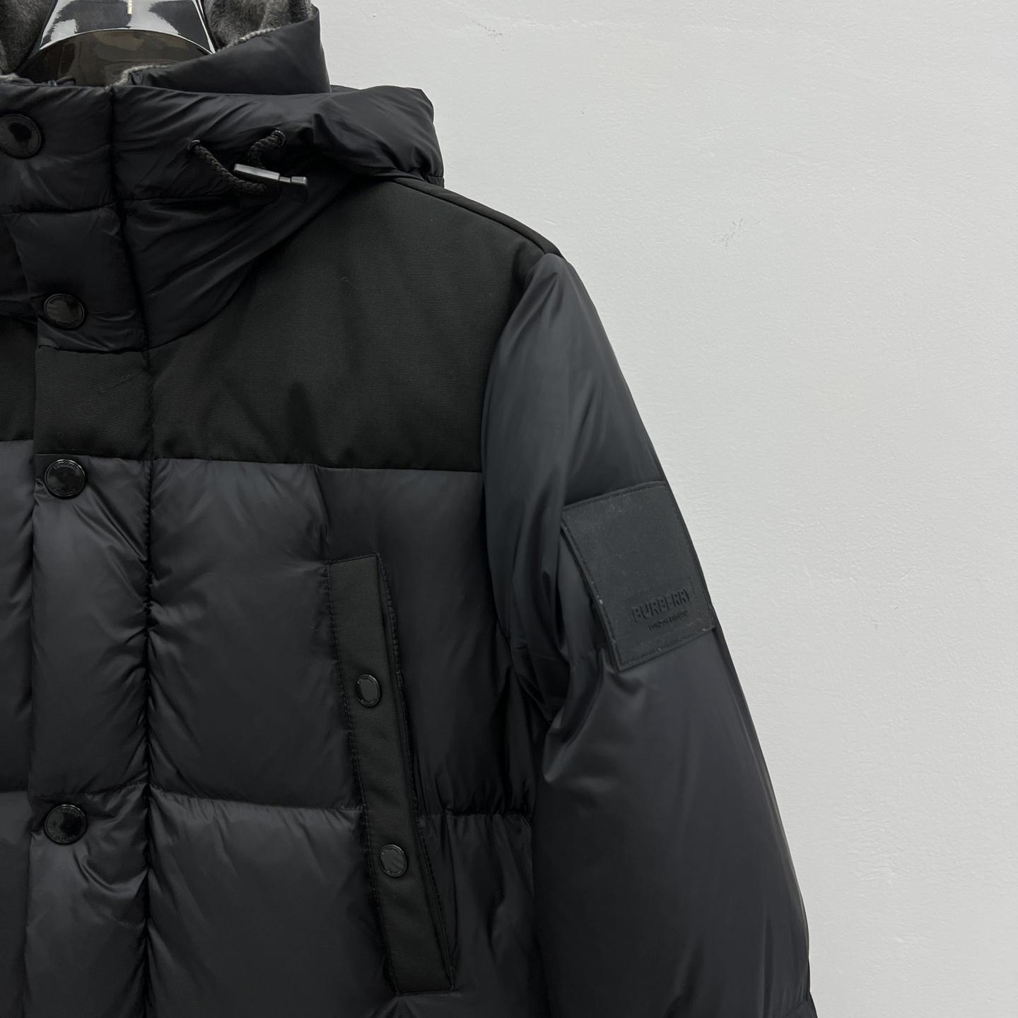 Burberry Logo Appliqué Nylon Puffer Coat - PerfectKickZ