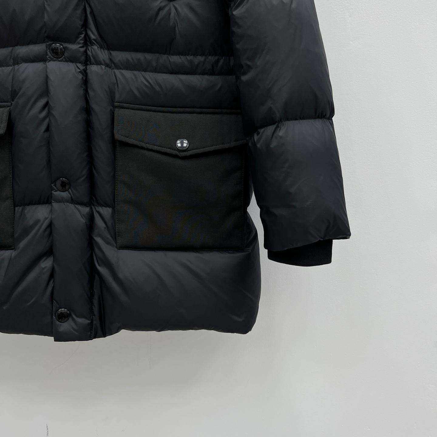Burberry Logo Appliqué Nylon Puffer Coat - PerfectKickZ