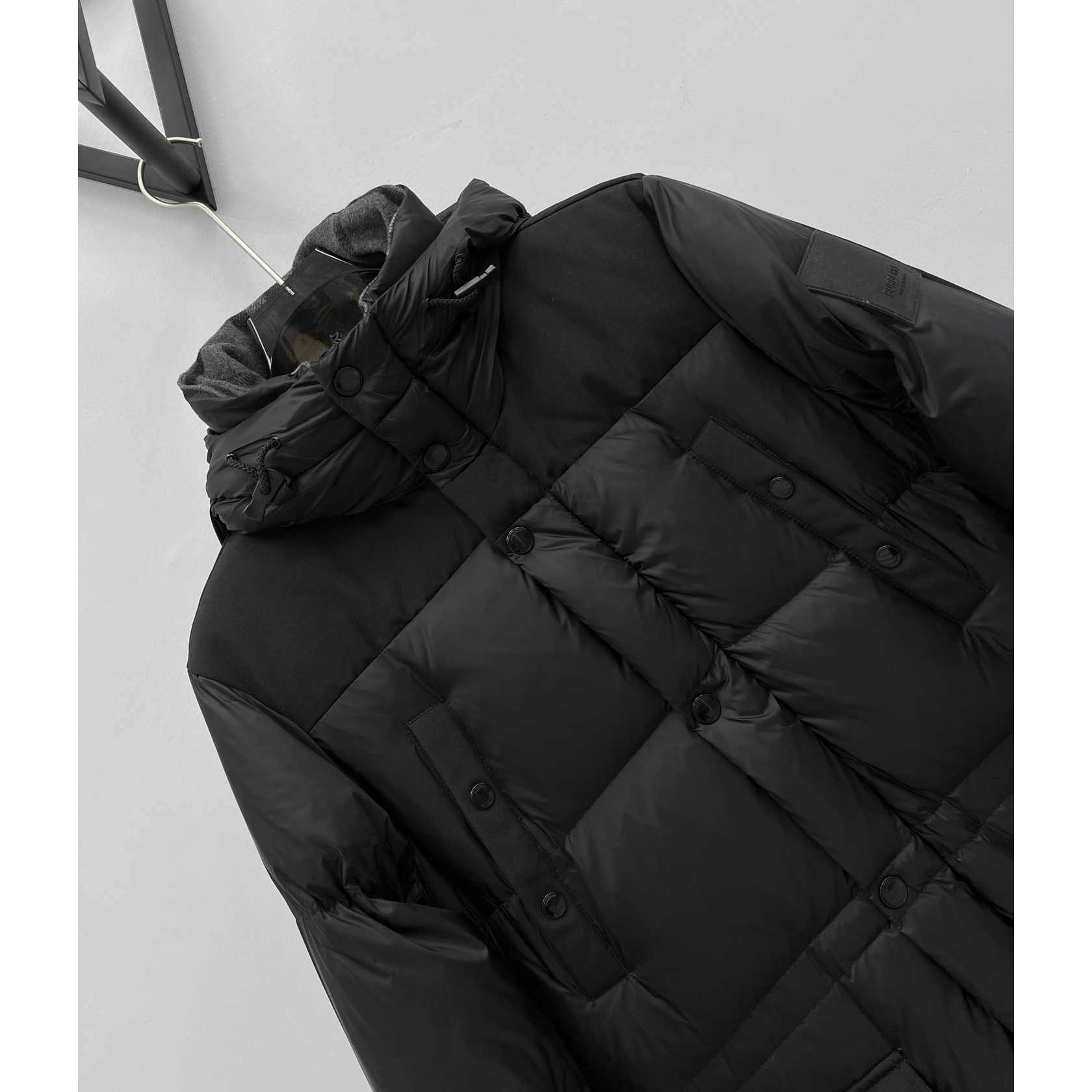 Burberry Logo Appliqué Nylon Puffer Coat - PerfectKickZ