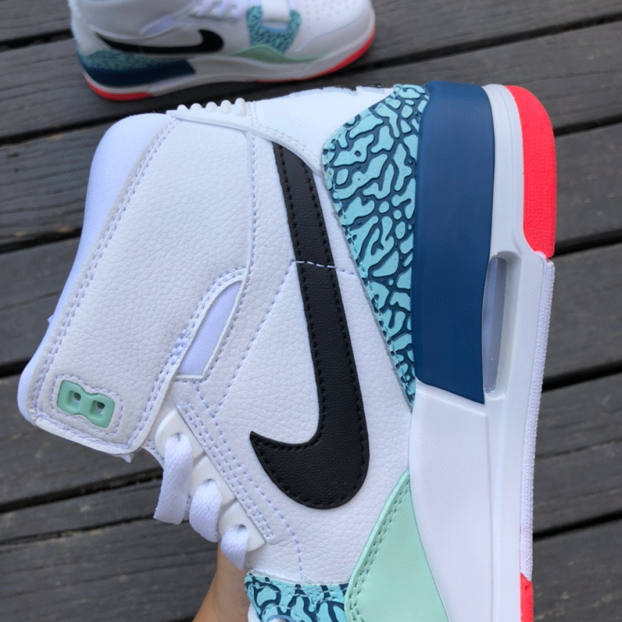 Air Jordan Legacy AJ312 Sneaker  AV3922-203 - PerfectKickZ