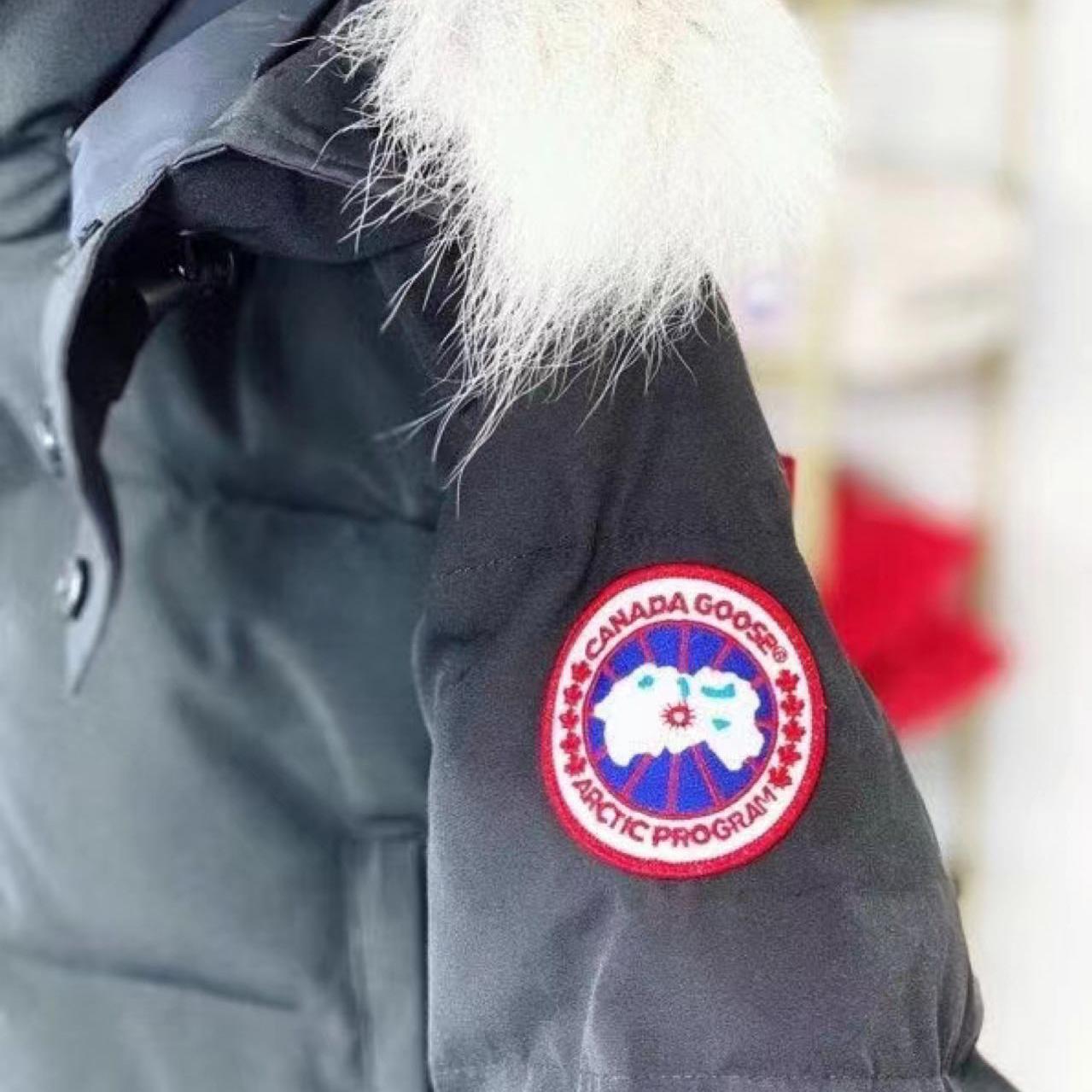 Canada Goose Wyndham Parka - PerfectKickZ