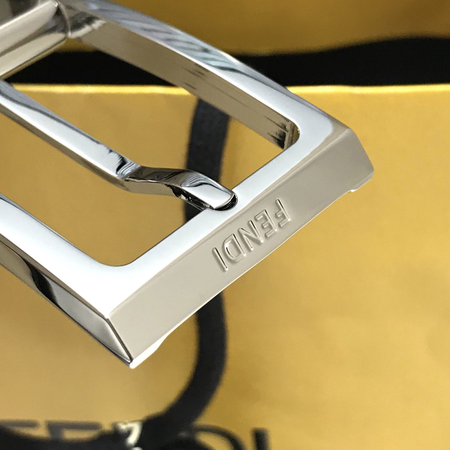 Fendi Leather Belt - PerfectKickZ