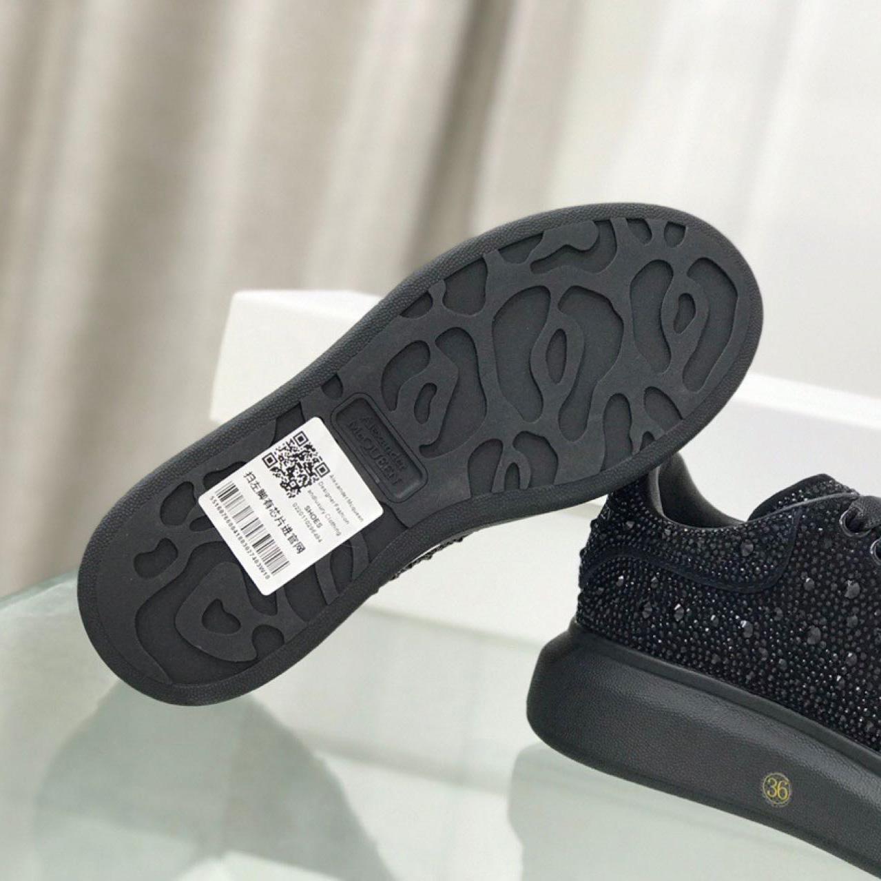 Alexander Mqueen Glitter Oversized Sneakers - PerfectKickZ