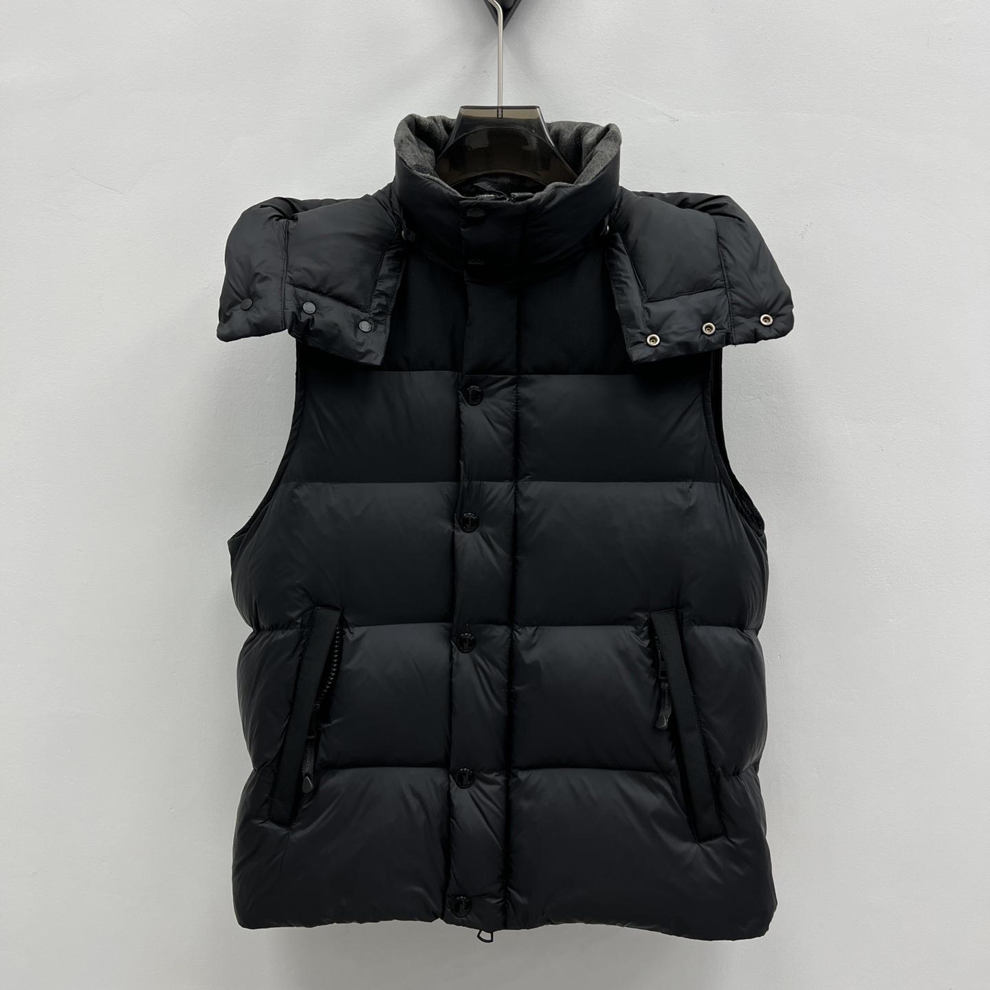Burberry Detachable Sleeve Hooded Puffer Jacket - PerfectKickZ