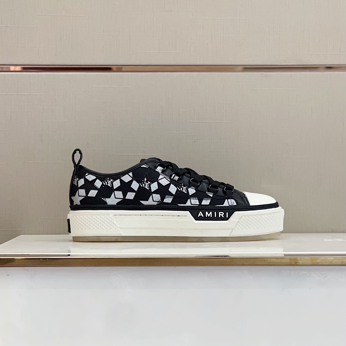 Amiri Low Top Sneaker - PerfectKickZ