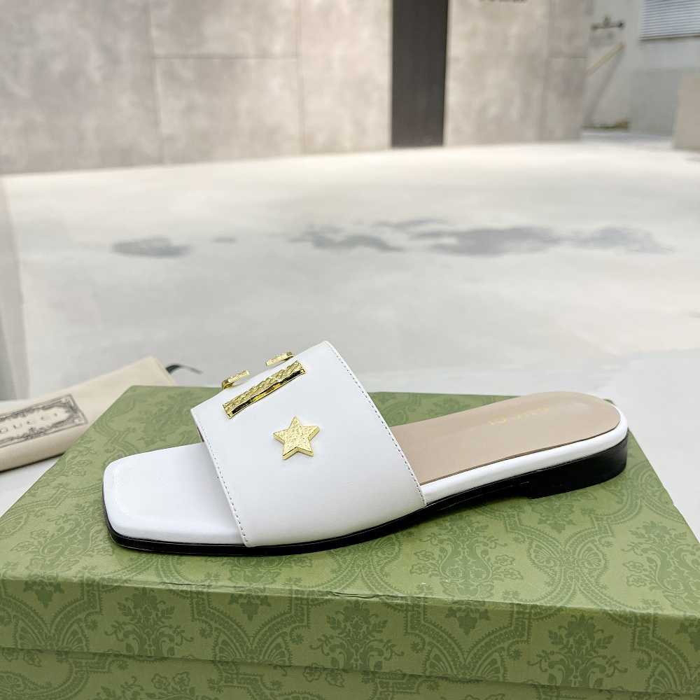 Gucci Women's 'Gucci' Slide Sandal - PerfectKickZ