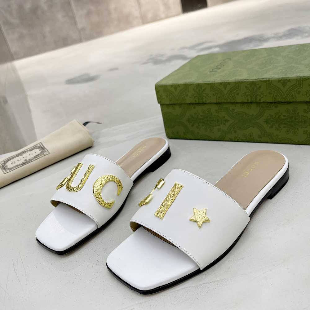 Gucci Women's 'Gucci' Slide Sandal - PerfectKickZ