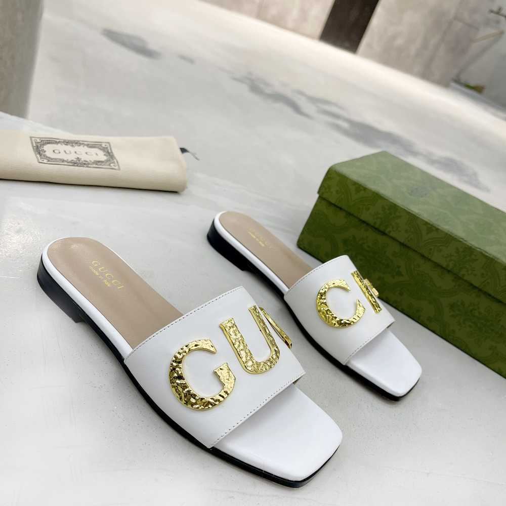 Gucci Women's 'Gucci' Slide Sandal - PerfectKickZ