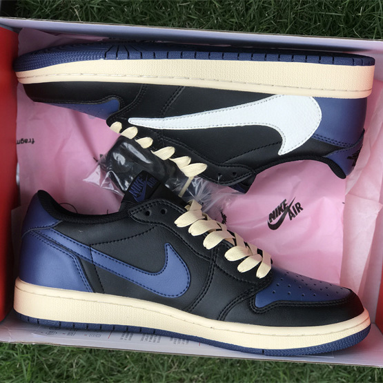 Travis Scott x Air Jordan 1 Low WMNS Sneaker   DM7866-041 - PerfectKickZ