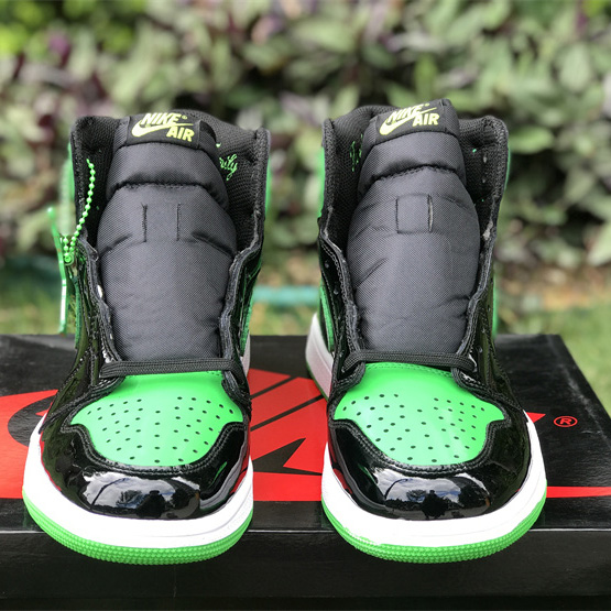 Air Jordan 1 High OG Sneakers    555088-030  - PerfectKickZ