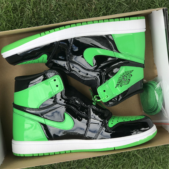 Air Jordan 1 High OG Sneakers    555088-030  - PerfectKickZ