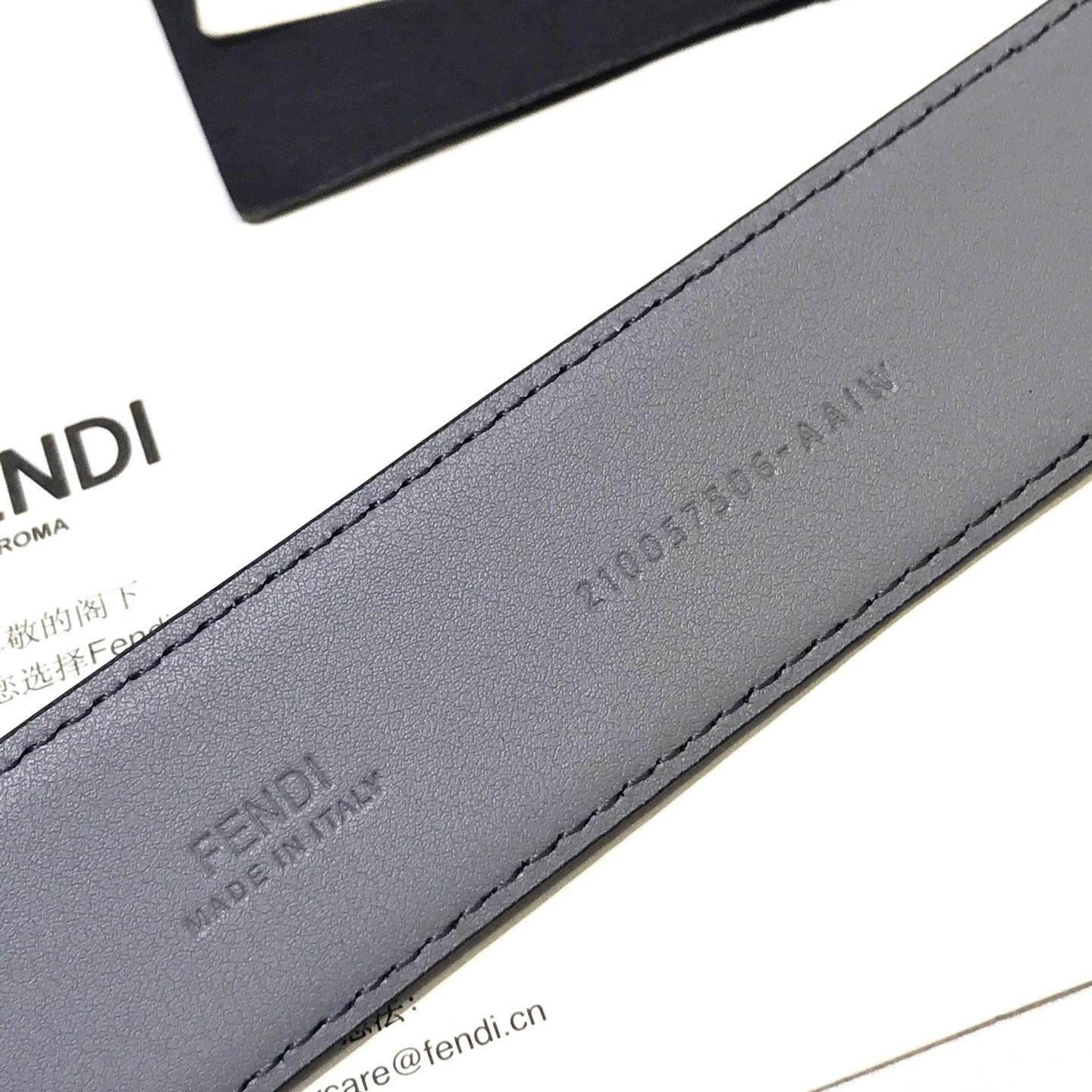 Fendi Pale Gray Leather Belt - PerfectKickZ