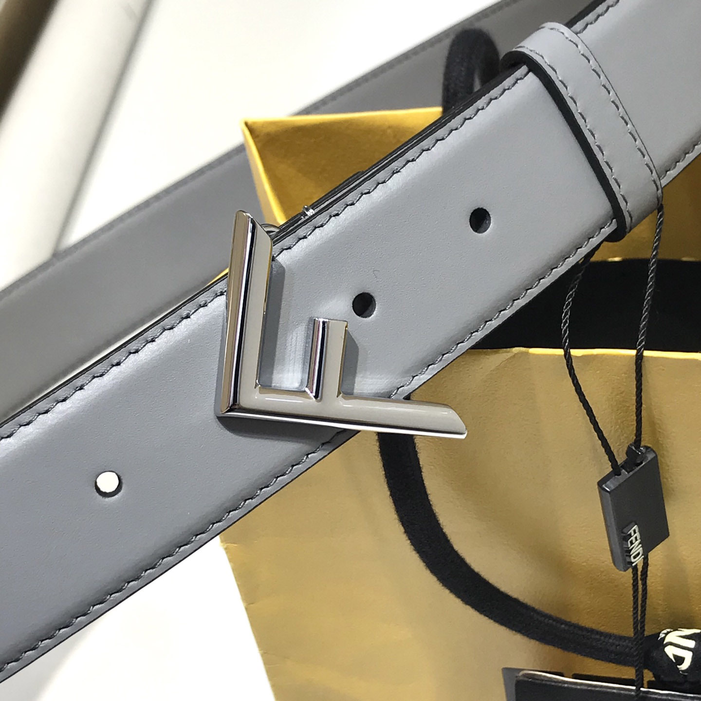 Fendi Pale Gray Leather Belt - PerfectKickZ