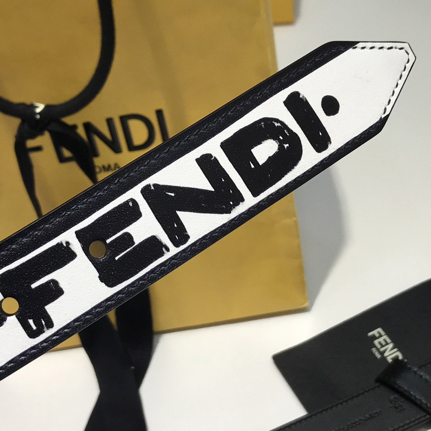 Fendi Logo Belt - PerfectKickZ