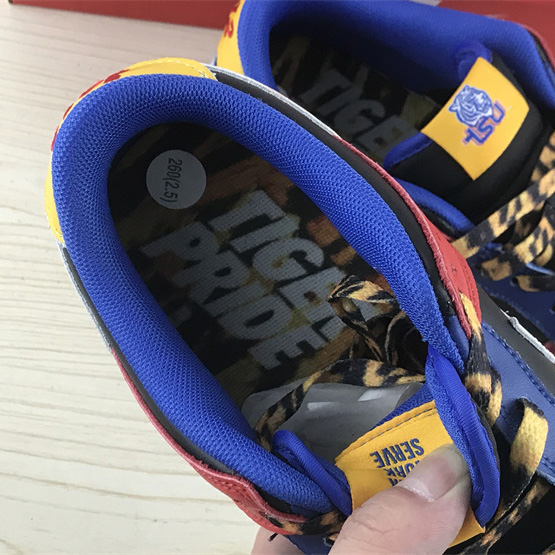 Nike Dunk Low “TSU” Sneaker      DR6190-100 - 