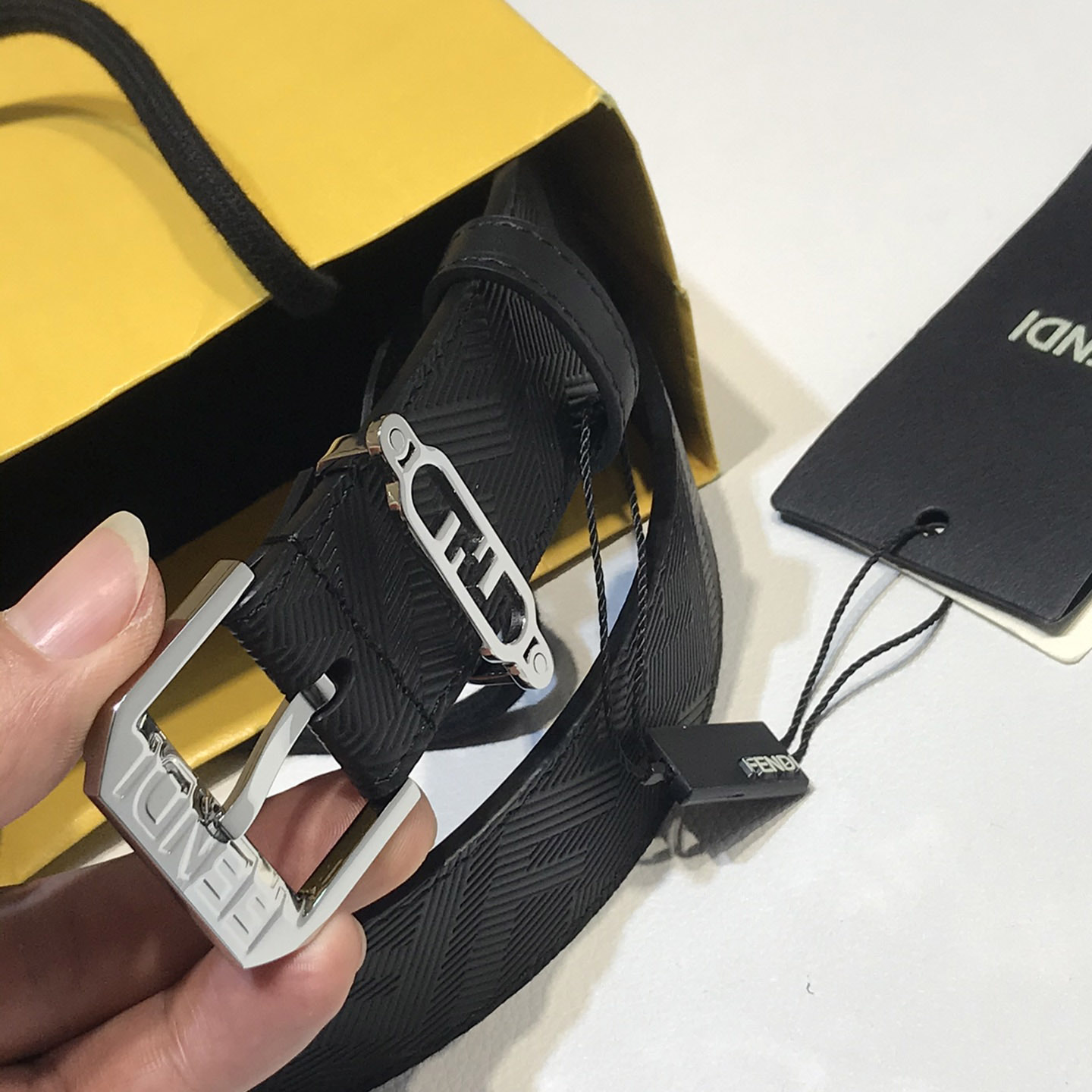 Fendi Edge Black Leather Belt - PerfectKickZ