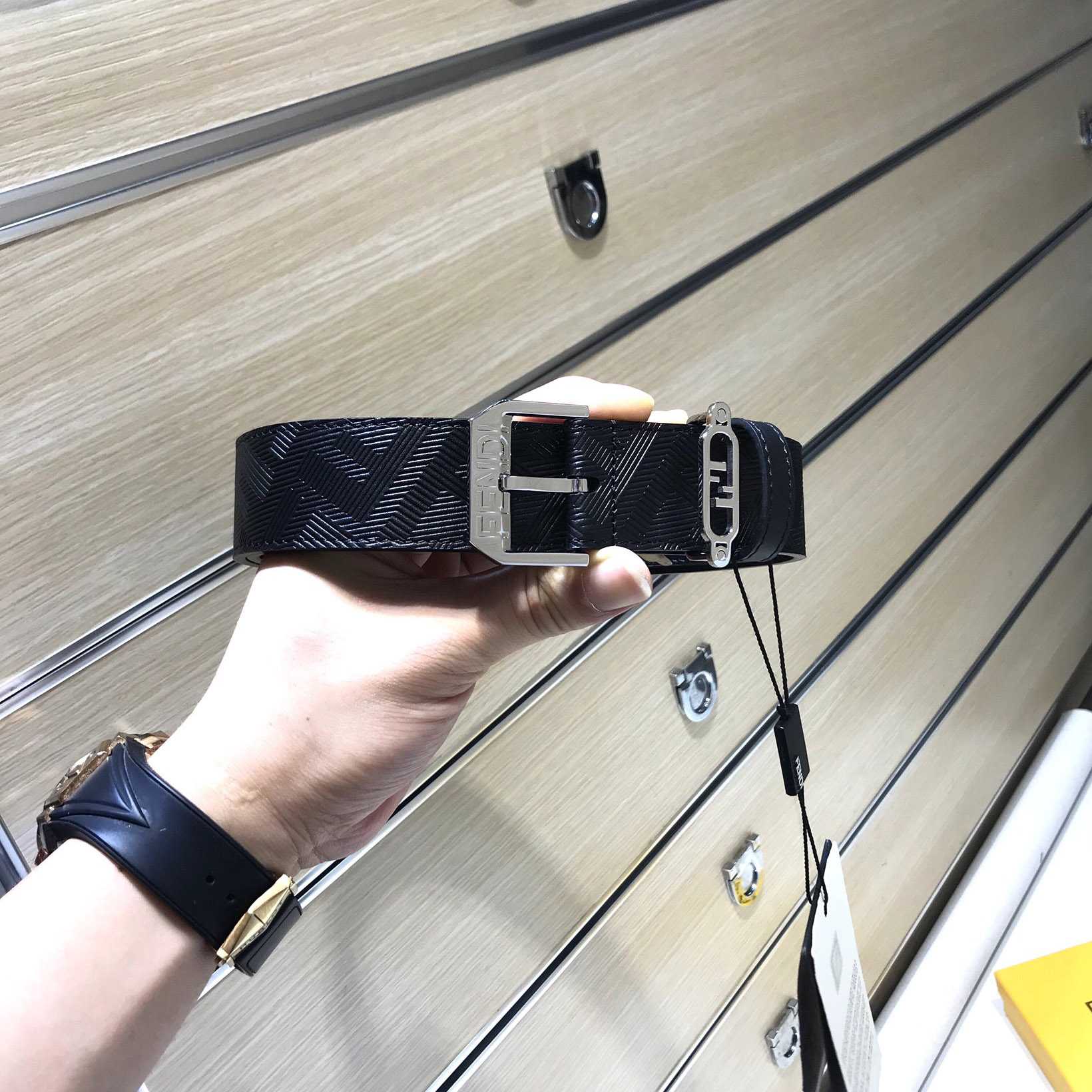 Fendi Edge Black Leather Belt - PerfectKickZ
