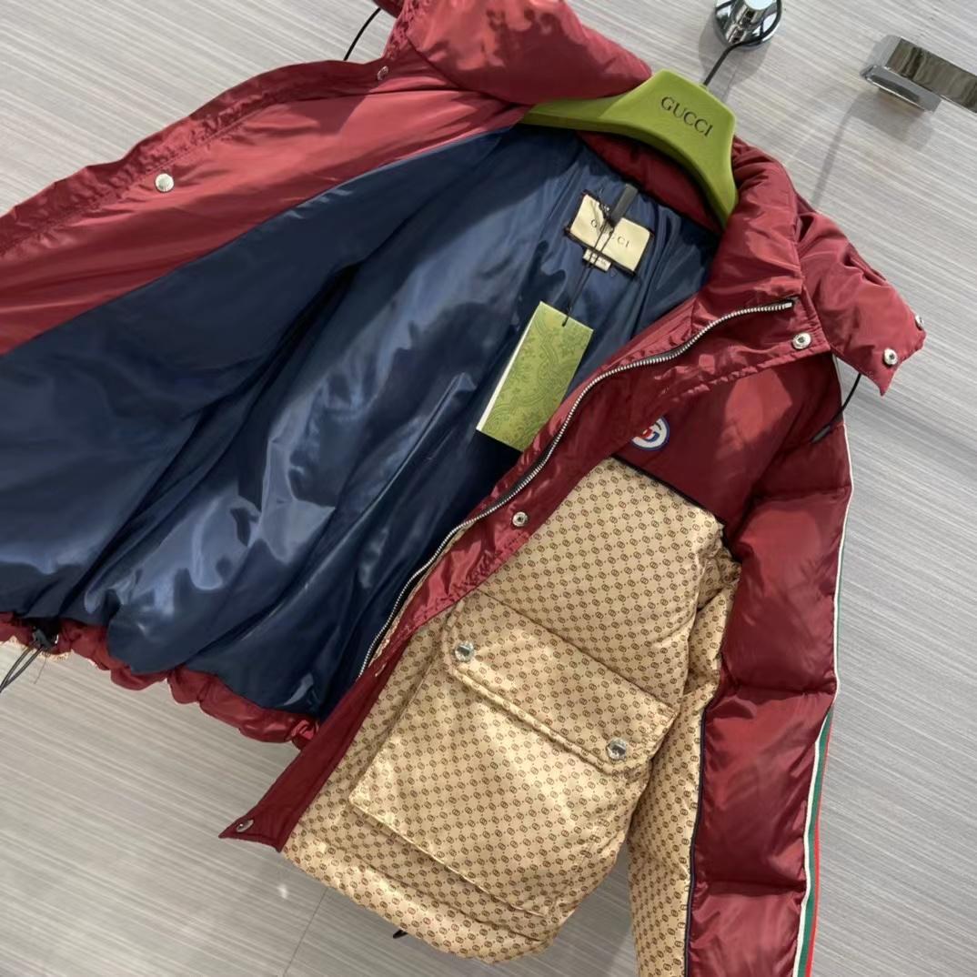 Gucci Jumbo GG Canvas Down Jacket - 